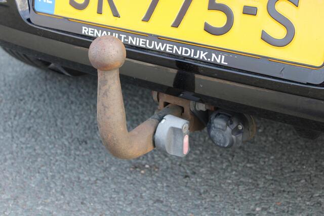 Renault CLIO 0.9 TCe Intens | TREKHAAK | NAVI | CAMERA | PARKEERSENSOREN V+A | CLIMATE CONTROL | CRUISE CONTROL