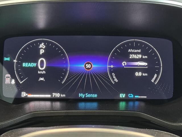 Renault CLIO 1.6 E-Tech Full Hybrid 145 Techno | Navigatie 9,3" | Climate Control | Cruise Control | Draadloze telefoonlader | Lichtmetalen velgen 17" | Parkeersensoren achter en achteruitrijcamera