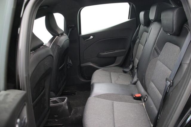 Renault CLIO 1.6 E-Tech Hybrid 140 Intens - Carplay, Half Leer, Clima, LED