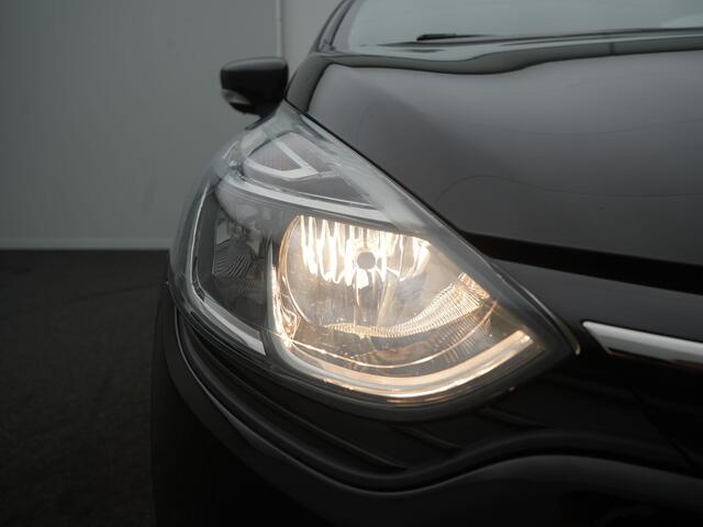 Renault CLIO Estate 0.9 TCe Limited - RIJKLAARPRIJS - Cruise Control - All Seasonbanden - Trekhaak