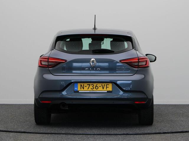 Renault CLIO 1.0 TCe Zen | Navigatie | Parkeersensoren achter | Cruise control | LED verlichting | Apple Carplay / Android Auto |
