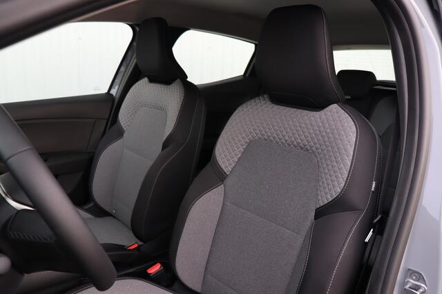 Renault CLIO 1.0 TCe 90 Automaat Evolution | Stoelverwarming | Carplay | Cruise Control | Airco | Parkeersensoren