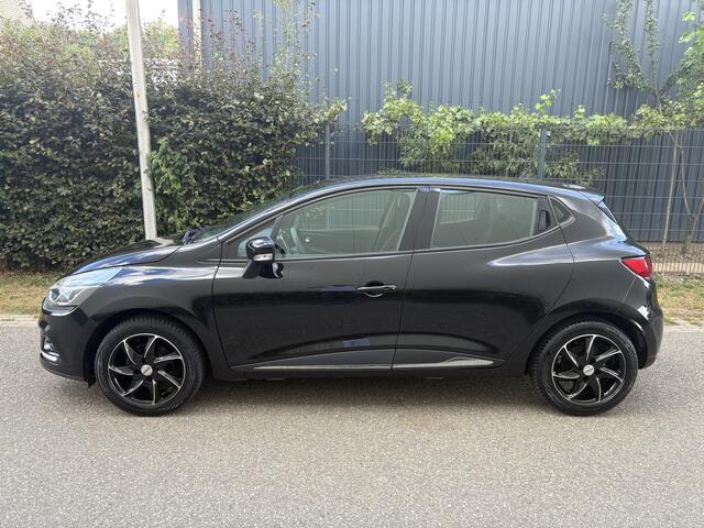 Renault CLIO 0.9 TCe Life / AIRCO / NAVI / 5-DEURS / 103dkm!
