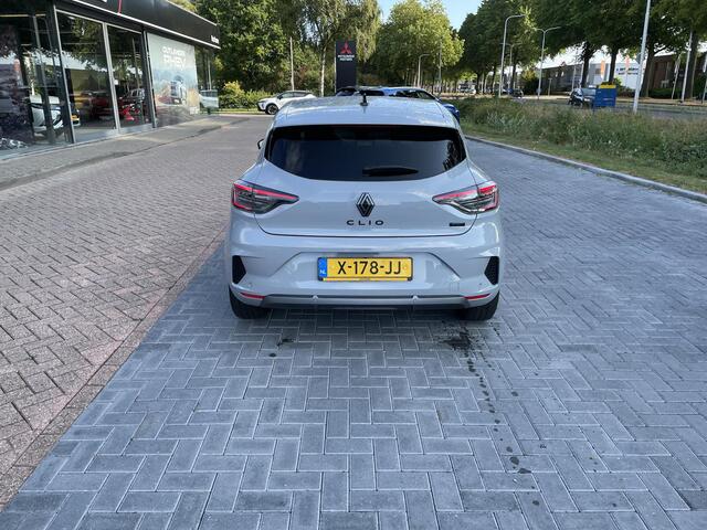 Renault CLIO 1.6 E-Tech Full Hybrid 145 esprit Alpine | 360° Camera | Navigatie | Apple Carplay