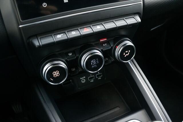 Renault CLIO 1.0 Tce Intens, LED, Carplay, Keyless