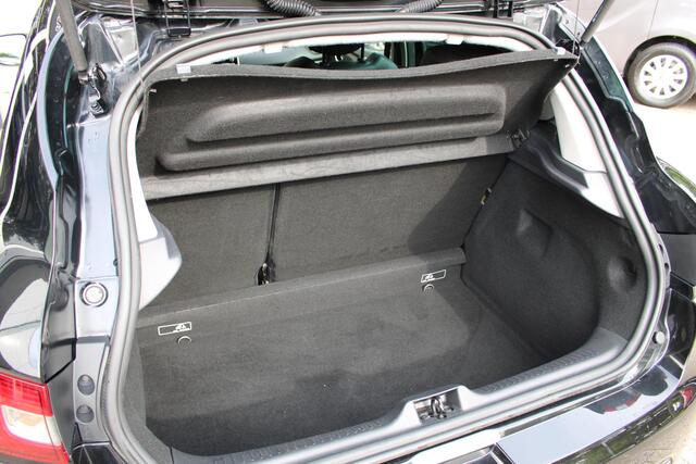 Renault CLIO 0.9 TCe Iconic Leer | Stoelverwarming | Navigatie