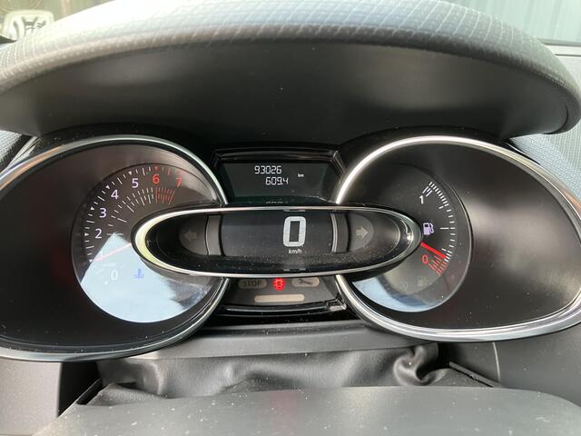 Renault CLIO TCe 90 Limited * TREKHAAK *