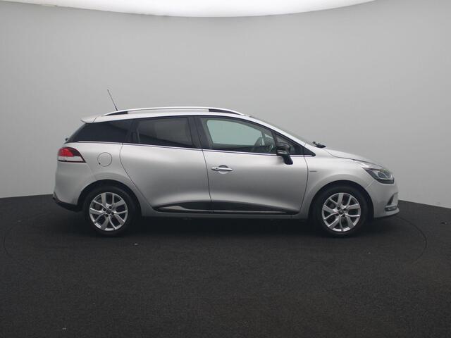 Renault CLIO Estate TCe 90 Limited | Medianav | Airco | Lichtmetalen velgen | Parkeersensoren achter | Metaalkleur | Omlijsting ramen in Chrome | Renault Handsfree card |