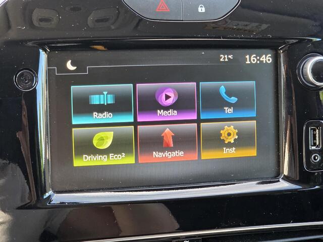 Renault CLIO Estate 0.9 TCe Limited / 1e Eigenaar / Dealer Onderhouden / Navigatie / Apple Carplay / Android auto / Lichtmetalen Velgen / Parkeersensoren / Cruise Control /