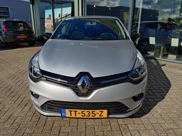 Renault CLIO 0.9 TCe Limited / AIRCONDITIONING / KEYLESS ENTRY / PARKEERSENSOREN / NAVIAGTIE & BLUETOOTH / CRUISE CONTROL