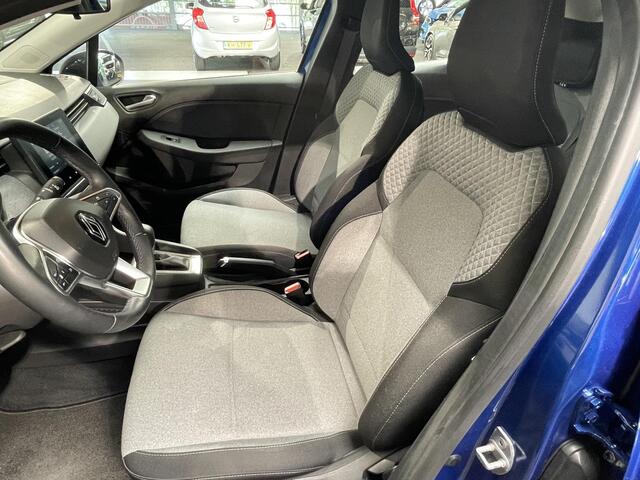 Renault CLIO 1.6 E-Tech Full Hybrid 145 evolution