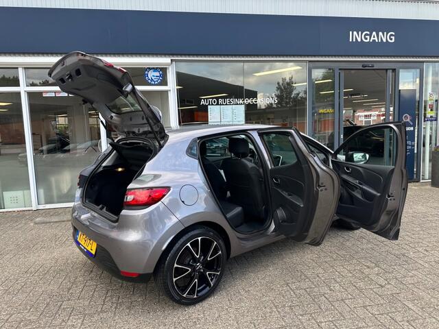 Renault CLIO 0.9 TCE DYNAMIQUE