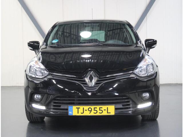 Renault CLIO 90PK TCe Limited | 2de eigenaar | Radio/DAB | 16"LMV | Armsteun | Navigatie | LED | Airco | Isofix | Privacy Glass | Parkeersensoren | NL AUTO! |