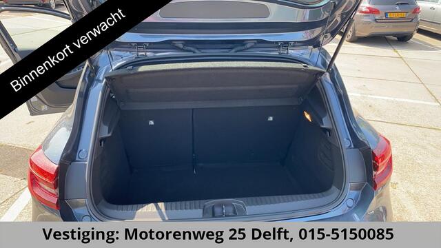 Renault CLIO 1.0 TCe Intens . NAVIGATIE. 1e EIGENAAR. PARKEERSENSOREN.