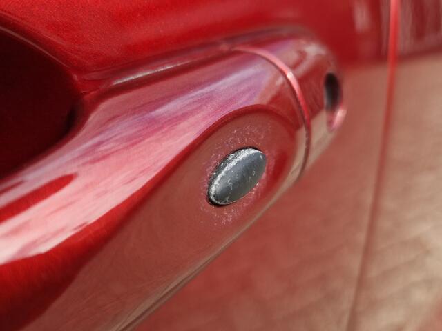 Renault CLIO 0.9 TCe Limited / Lm velgen / Navigatie / Bass Reflex