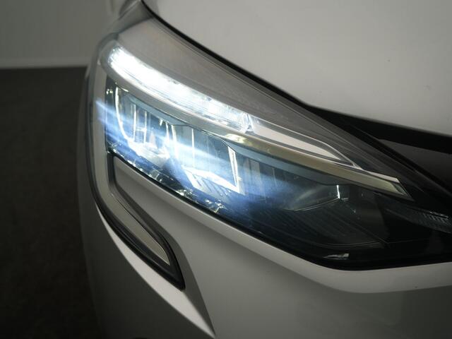 Renault CLIO TCe 100 Zen - RIJKLAARPRIJS - All Seasonbanden - Lichtmetalen velgen - Apple Carplay - Android Auto