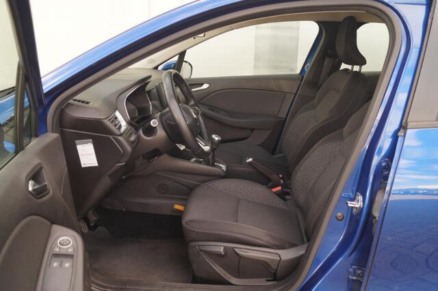 Renault CLIO 1.0 TCe 100pk Zen -LED-AIRCO-NAVI-PDC-