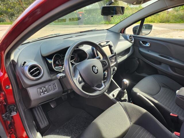 Renault CLIO RENAULT CLIO ESTATE 0.9 TCE LIMITED