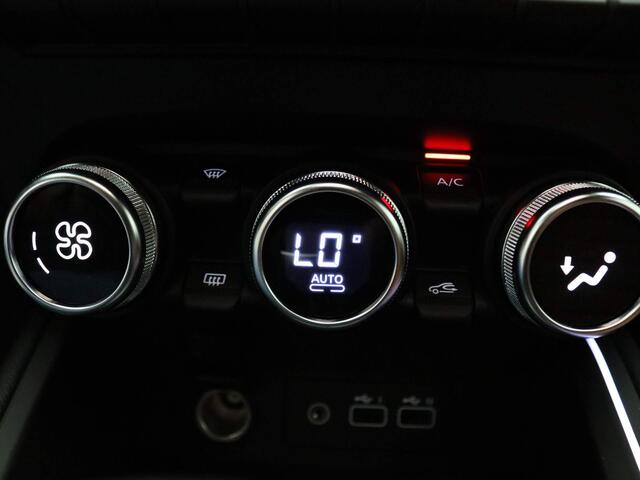 Renault CLIO STAM Limité 75 E-Tech full hybrid 145pk #15 van 75 Adapt. cruise | 360° Camera | BOSE | Leder | 9,3" Navi | 17" Velgen