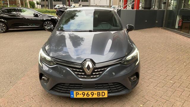 Renault CLIO 1.6 E-Tech Hybrid 140 Initiale Paris | Leder | Navigatie | 17" lichtmetalen velgen | Eerste eigenaar |