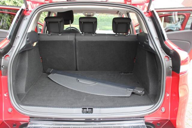 Renault CLIO Estate TCe 120 pk Limited AUTOMAAT