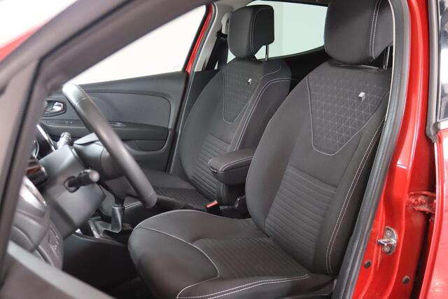 Renault CLIO 0.9 TCe Limited Airco, Navigatie, bluetooth