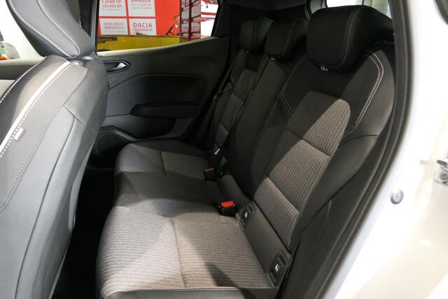 Renault CLIO 1.0 TCe 90 Techno *Vraag naar beschikbaarheid!* - Allseasons, Camera, 9.3 Inch beeld, Sensoren V+A