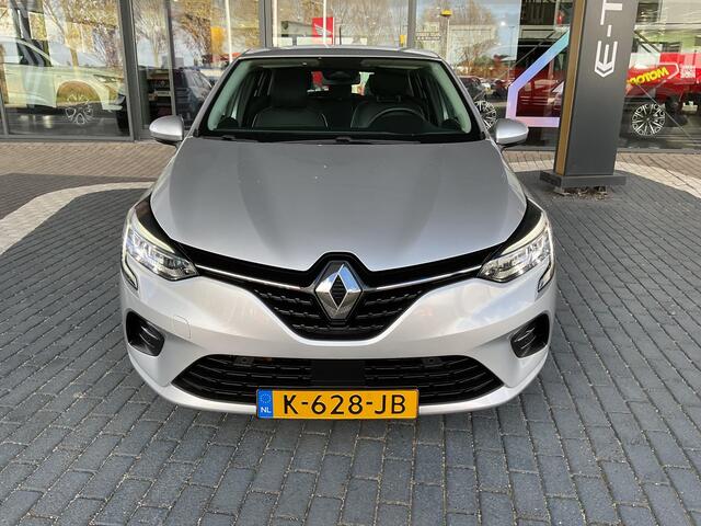 Renault CLIO 1.0 TCe Intens LICHTMETALEN VELGEN / PARKEERSENSOREN / ACHTERUITRIJCAMERA / ELEKTRISCHE BEDIENBARE RAMEN / CRUISE CONTROL / BLEUTOOTH / NAVIGATIESYSTEEM / LANE DEPARTURE