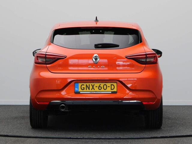 Renault CLIO 1.0 TCe 90 Techno | Stoel- stuurverwarming | Achteruitrijcamera | Parkeersensoren achter | Apple Carplay / Android Auto |