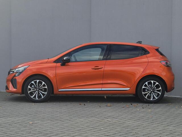 Renault CLIO 1.6 E-Tech Full Hybrid 145 techno Automaat / Navigatie via Apple Carplay of Android Auto / Achteruitrijcamera / Keyless Entry/Start / Draadloze telefoon lader / Cruise control / Parkeersensoren achter /