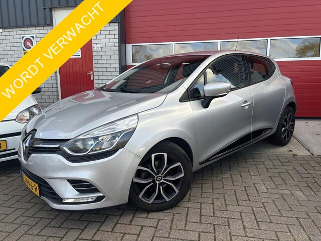 Renault CLIO 1.5 dCi Ecoleader Zen NWE D-RIEM / NAVI / AIRCO / PDC / BLUETOOTH / DAB+ / CRUISE / NL-AUTO