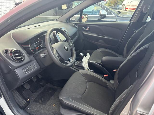Renault CLIO 1.5 dCi Ecoleader Zen NWE D-RIEM / NAVI / AIRCO / PDC / BLUETOOTH / DAB+ / CRUISE / NL-AUTO