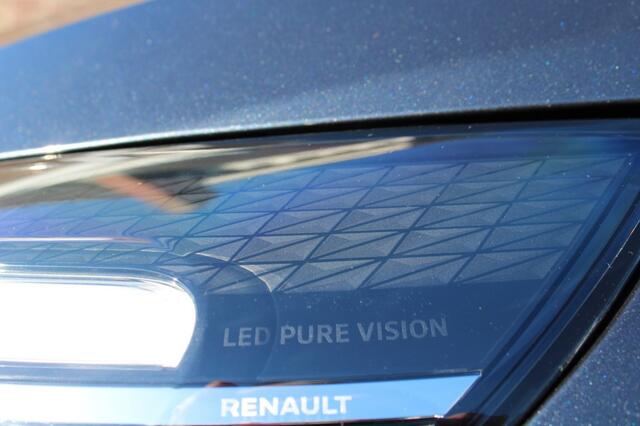 Renault CLIO TCe 100 pk Intens camera /groot scherm/stoelverw./stuurverw. /e.t.c.