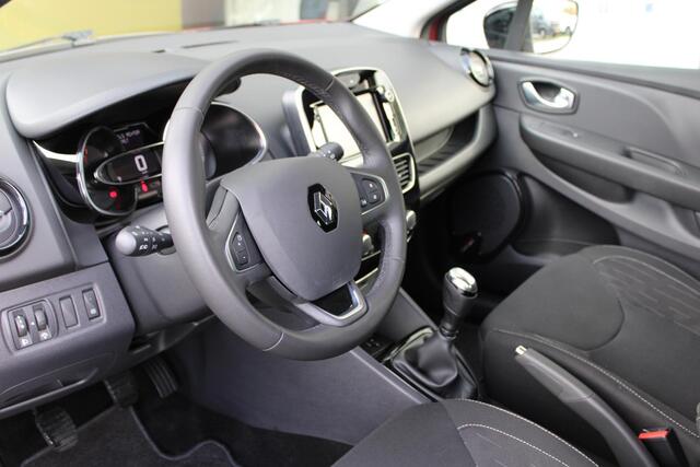 Renault CLIO 0.9 TCe Limited | NAVIGATIE | PARKEERSENSOREN | AIRCONDITIONING | CRUISE CONTROL | APPLE CARPLAY
