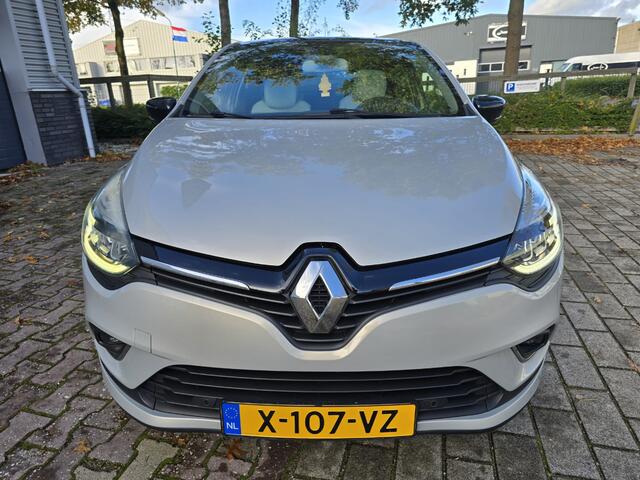 Renault CLIO 1.2 INITIALE PARIS AUTOMAAT PANO LEER 120PK BOSE