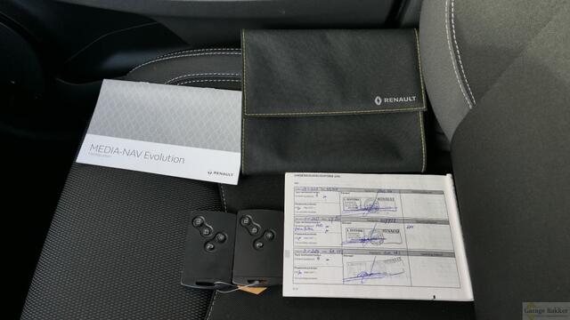 Renault CLIO Estate TCe 90 Zen