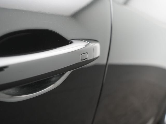 Renault CLIO 1.6 E-Tech Hybrid 140 Intens - RIJKLAARPRIJS - Automaat - All Seasonbanden - Cruise Control - Dealeronderhouden