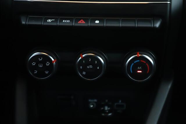 Renault CLIO 1.0 TCe Zen Navigatie Carplay Android LED Airco Cruise Control Rijstrooksensor