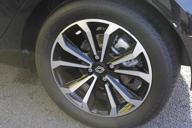 Renault CLIO 1.6 E-Tech Full Hybrid 145 techno / PACK CITY PREMIUM / PACK NAVIGATION TECHNO / PACK DRIVING & SAFETY