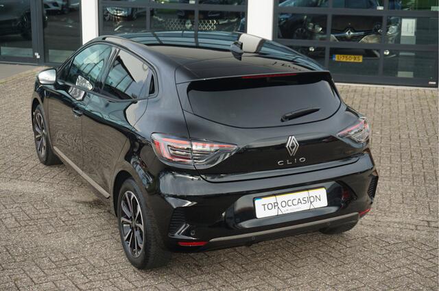 Renault CLIO 1.6 E-Tech Full Hybrid 145 Techno