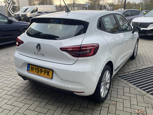 Renault CLIO 1.0 TCe Zen | Navigatie | Lichtmetalen velgen | Cruise control |