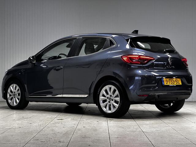 Renault CLIO 1.3 TCe Intens/ Automaat!/ 131pk!/ 16'' LMV/ Apple + Android/ Camera/ Leder/ Stoelverw./ DAB+/ Keyless/ LED Koplampen/ Navi/ Clima/ Cruise/ Elek. pakket/ Isofix/ Multi. LEDER. Stuur/ 16'' LMV/ PDC V+A/ Chroo