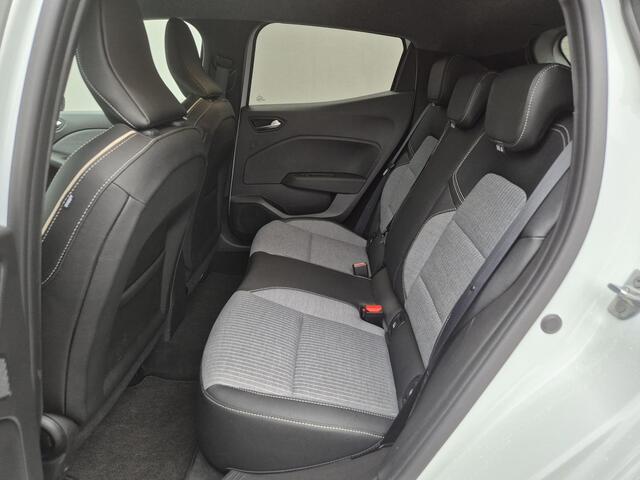 Renault CLIO 1.0 TCe 90 GPF techno Handgeschakeld / Fabrieksgarantie tot 04-2027** / Dealer onderhouden / Pack winter / Achteruitrijcamera / Stuur-en Stoelverwarming / Apple Carplay Android Auto / Navigatie /