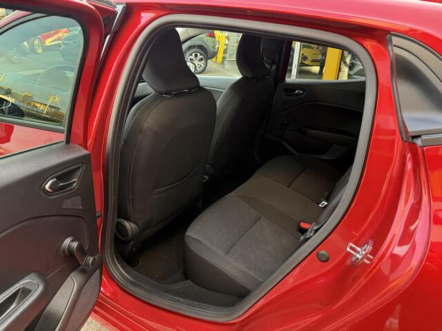 Renault CLIO 1.0 TCe Zen | NAP | Eerste eigenaar | 100% dlr onderhouden | DAB | LED | Airco | Cruise Control | Parkeersensoren | Lichtmetaal |