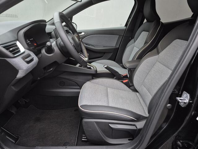 Renault CLIO 1.0 TCe 90 GPF techno / Fabrieksgarantie tot 04-2027** / Dealer onderhouden / Pack winter / Achteruitrijcamera / Stuur-en Stoelverwarming / Apple Carplay Android Auto / Navigatie /