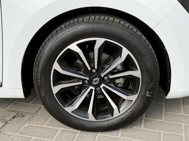 Renault CLIO 1.0 TCe 90 GPF techno Handgeschakeld / Apple Carplay Android Auto / Winter Pack / Achteruitrijcamera / Stoel-, en Stuurverwarming / Keyless Entry/Start