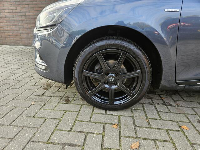 Renault CLIO Estate 0.9 TCe Limited