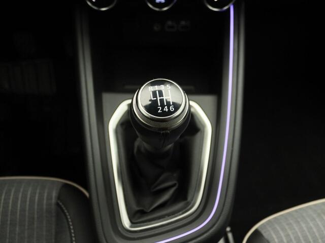 Renault CLIO TCe Techno 90PK | Navigatie 9,3'' | Half-Lederen Bekleding | Achteruitrijcamera | Climate Control | Apple CarPlay & Android Auto