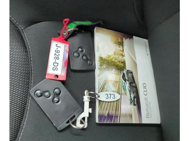 Renault CLIO Estate 0.9 TCe Zen 90PK / Trekhaak / Pdc. / Airco / Navigatie / Radio multimedia