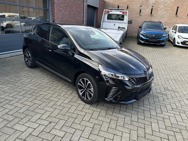 Renault CLIO 1.6 E-Tech Full Hybrid 145 techno